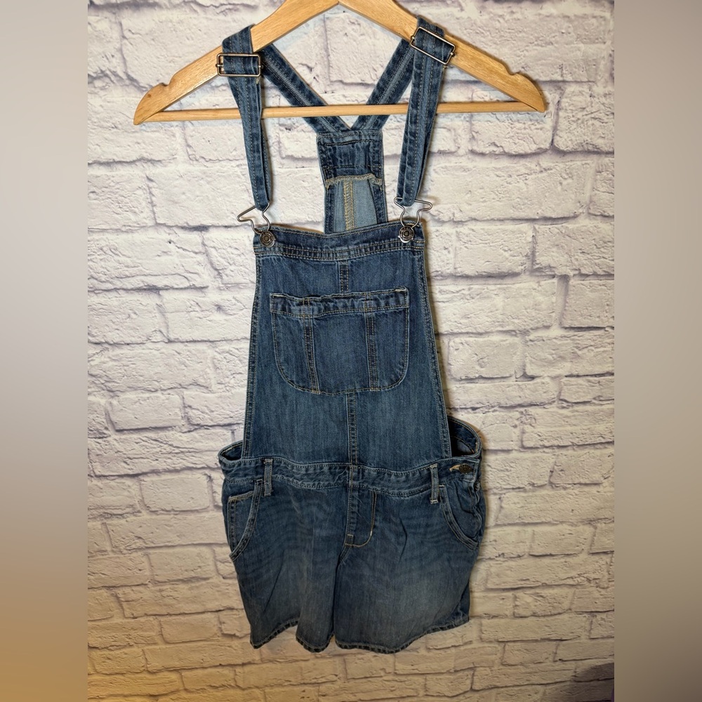 Old Navy Blue Denim Short Overalls women’s size 2‎ 100% cotton